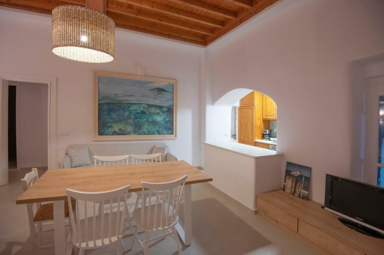 M Little Venice * Mykonos Town